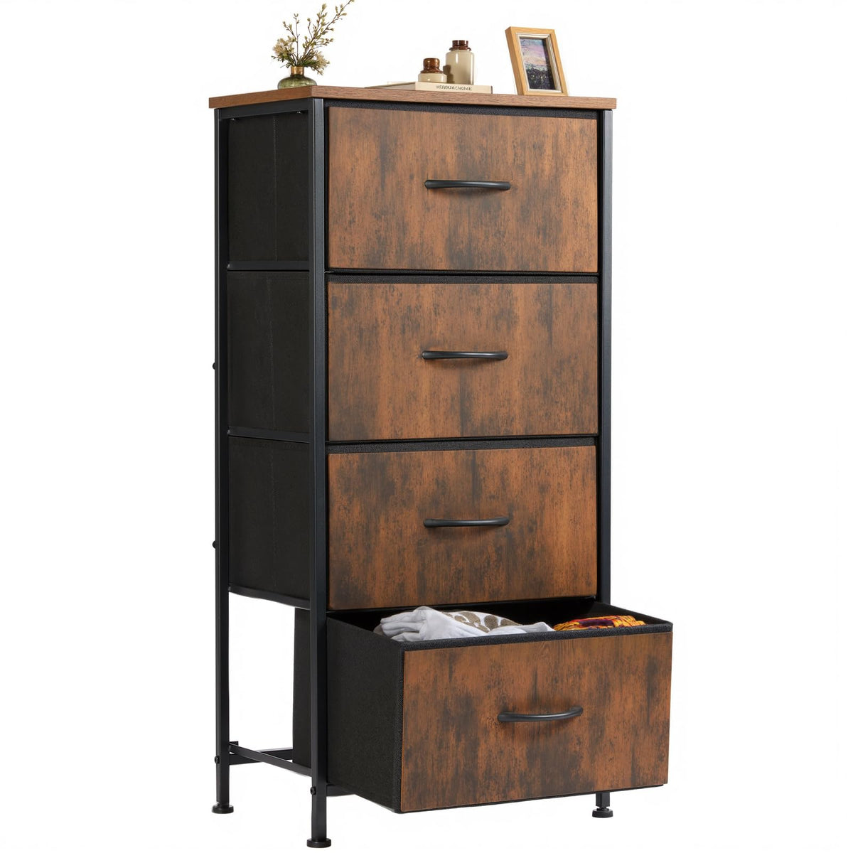 4 Drawer Dresser C766572