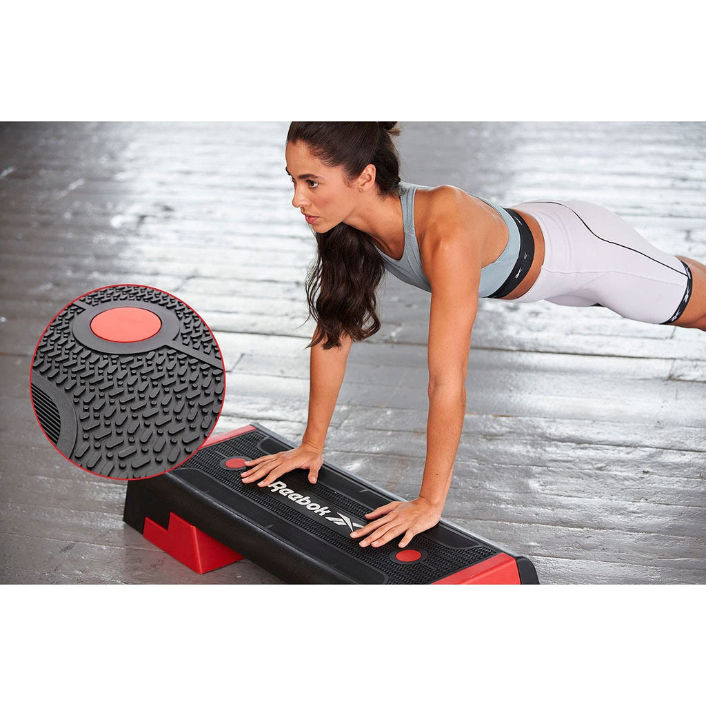 Adjustable Aerobic and Strength Training Workout Step Platform Z7079