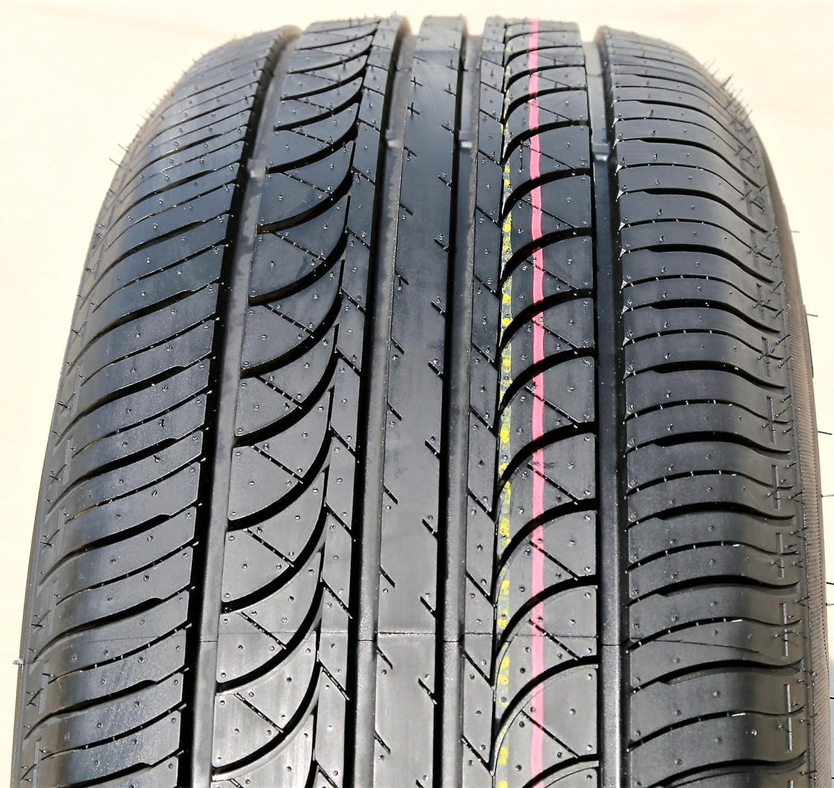 Set of 4 All-Season Passenger Car Tires 225/60R17 99H K503808